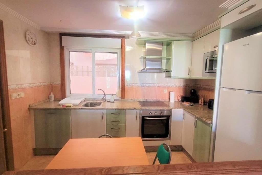 Centrico Apartamento En Redondela Apartment Luaran gambar